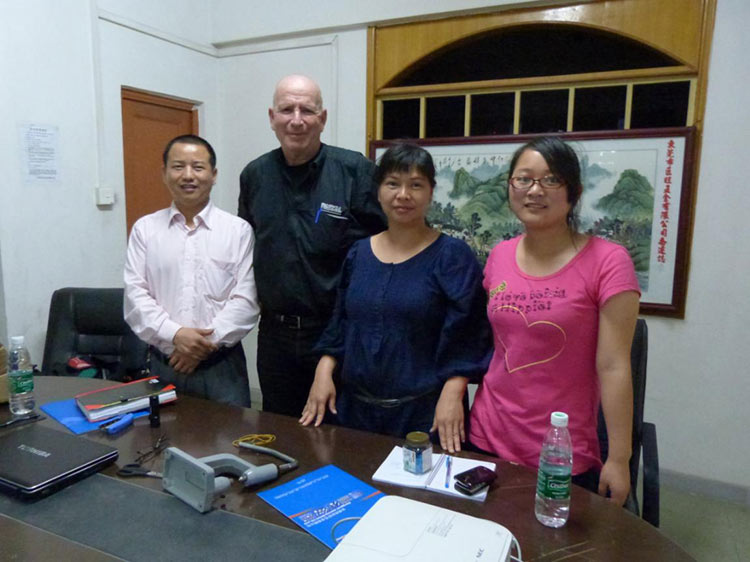 ยินดีต้อนรับเพื่อนชาวออสเตรีย Peter มาที่ Nuote Metals