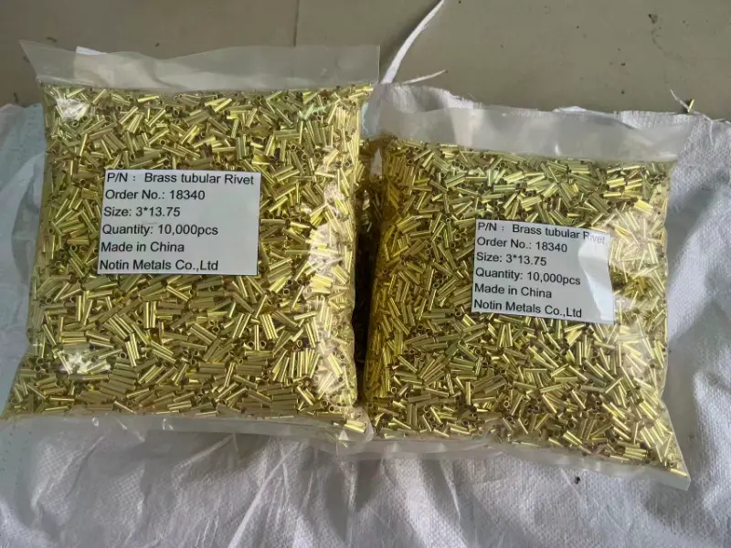 ตัวอย่างการสั่งซื้อหมุดย้ำแบบท่อมุ่งหน้าสู่สหราชอาณาจักร