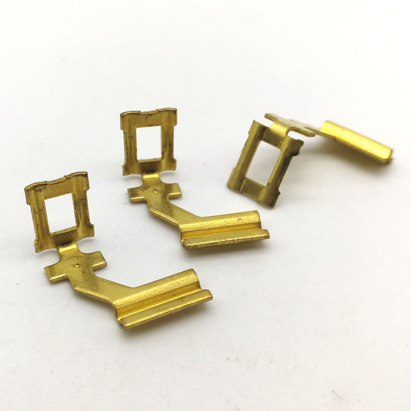 ชิ้นส่วนปั๊มขึ้นรูปที่มีความแม่นยำ: ข้อควรพิจารณาหลักและคุณประโยชน์สำหรับความต้องการในการผลิตของคุณ