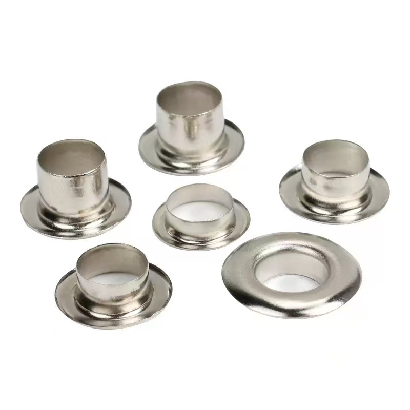 ตาไก่โลหะ