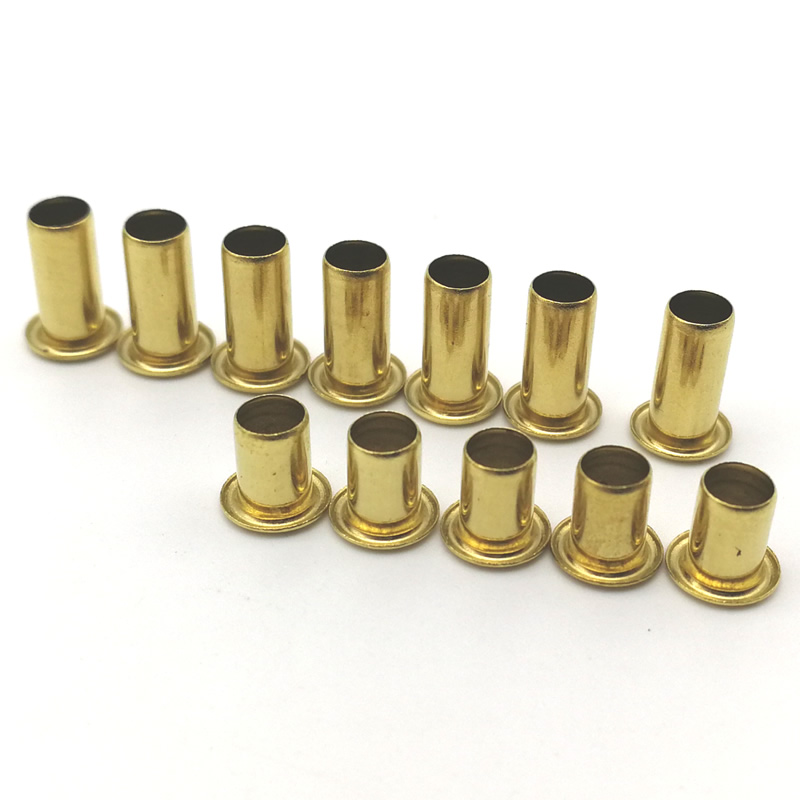 ตาไก่รีเวท