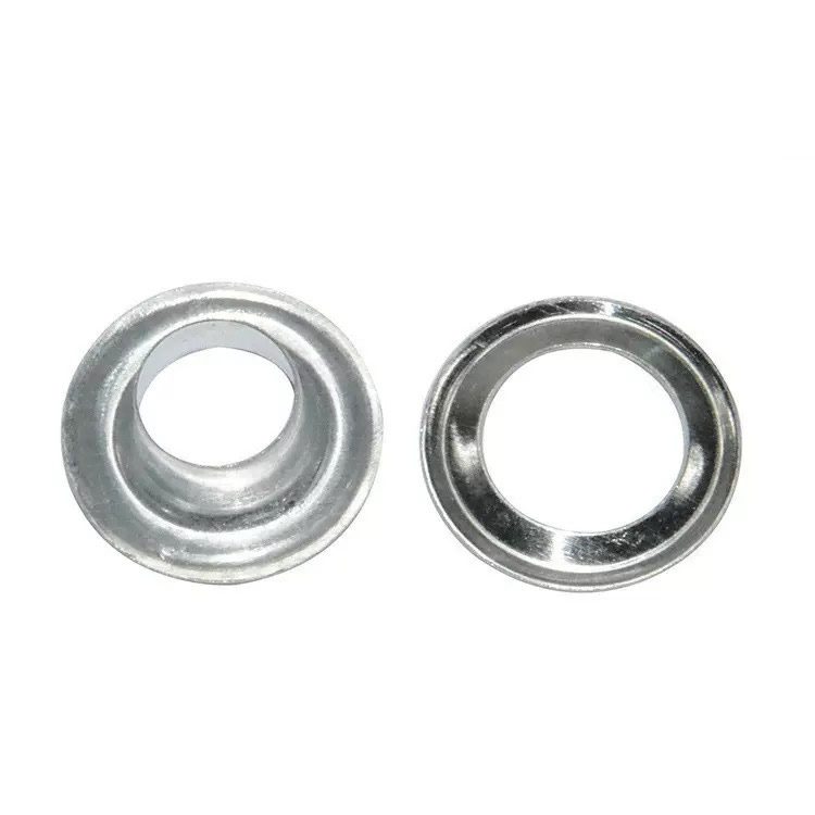 ตาไก่เต็นท์